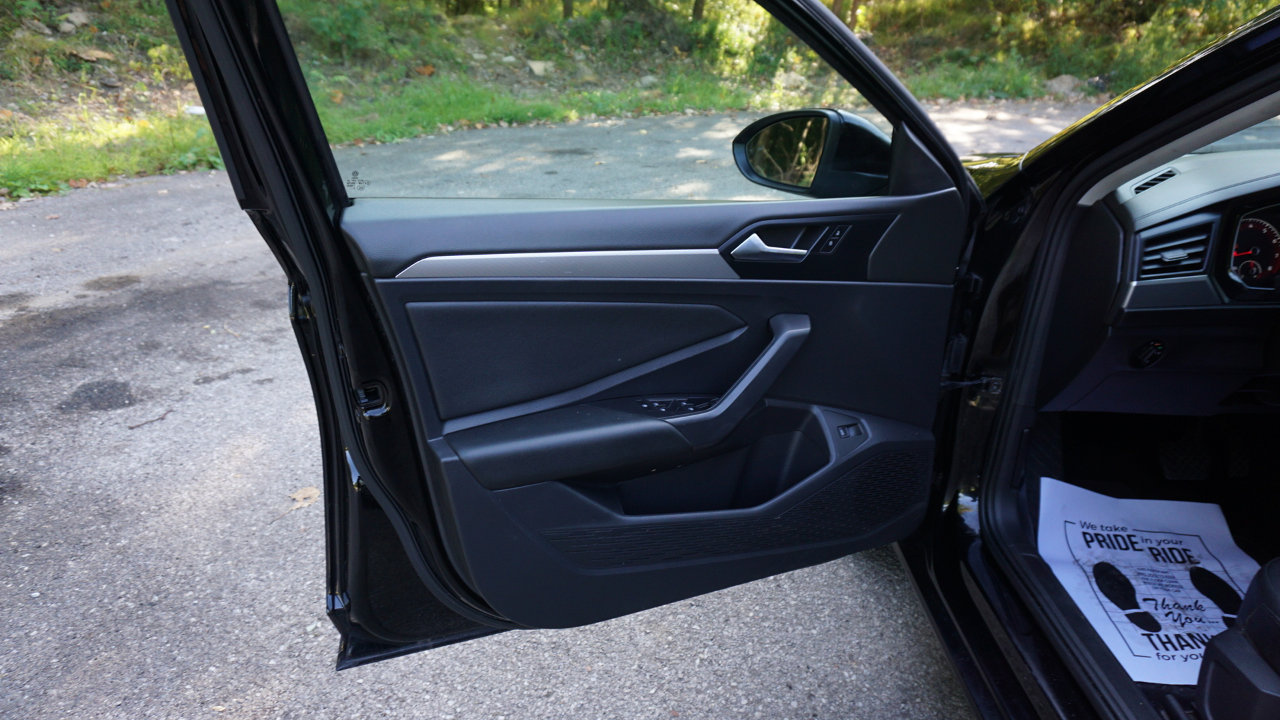 Used 2019 Volkswagen Jetta SE image 25