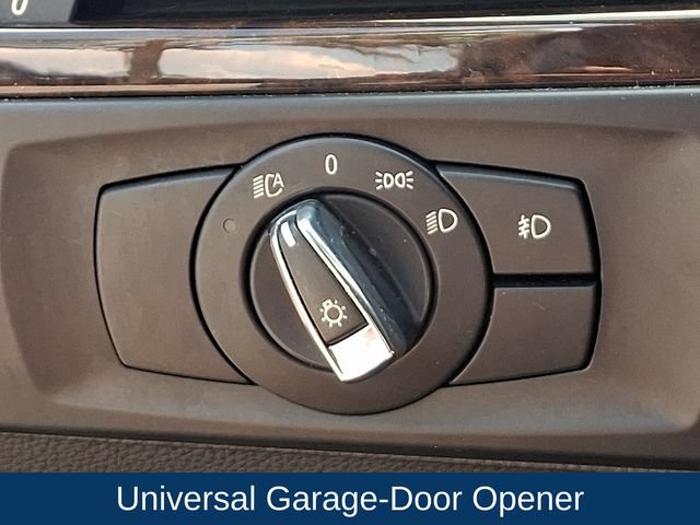 Used 2012 BMW 328i xDrive Coupe AWD/4WD image 9