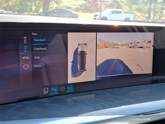 Used 2025 Cadillac Escalade IQ Sport 2 w/ LPO, ONYX Package image 19