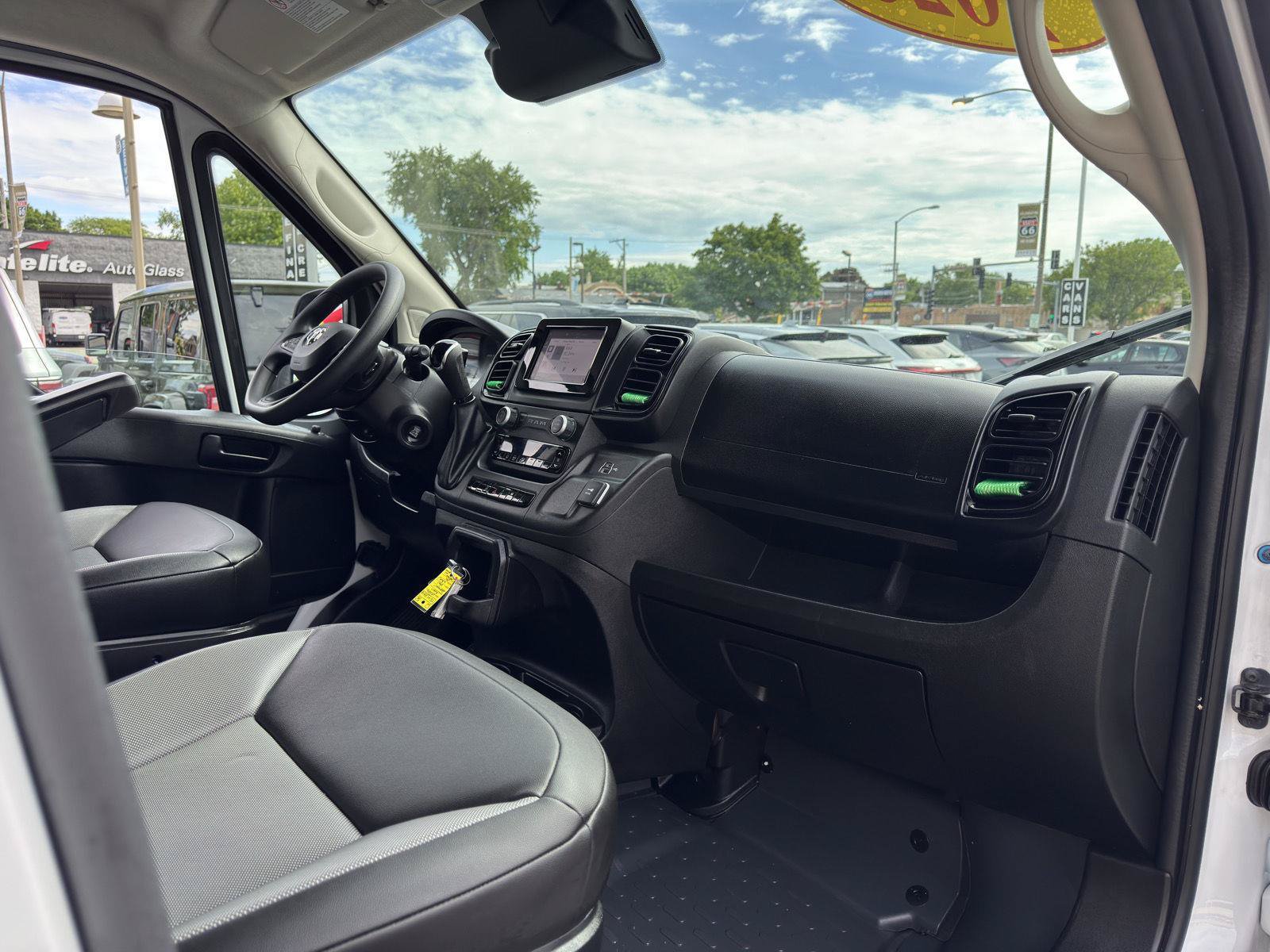 Used 2026 RAM ProMaster 2500 w/ Convenience Group FWD image 26