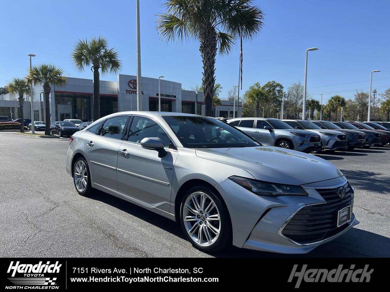 Used 2021 Toyota Avalon Limited w/ Advanced Safety Package image 1