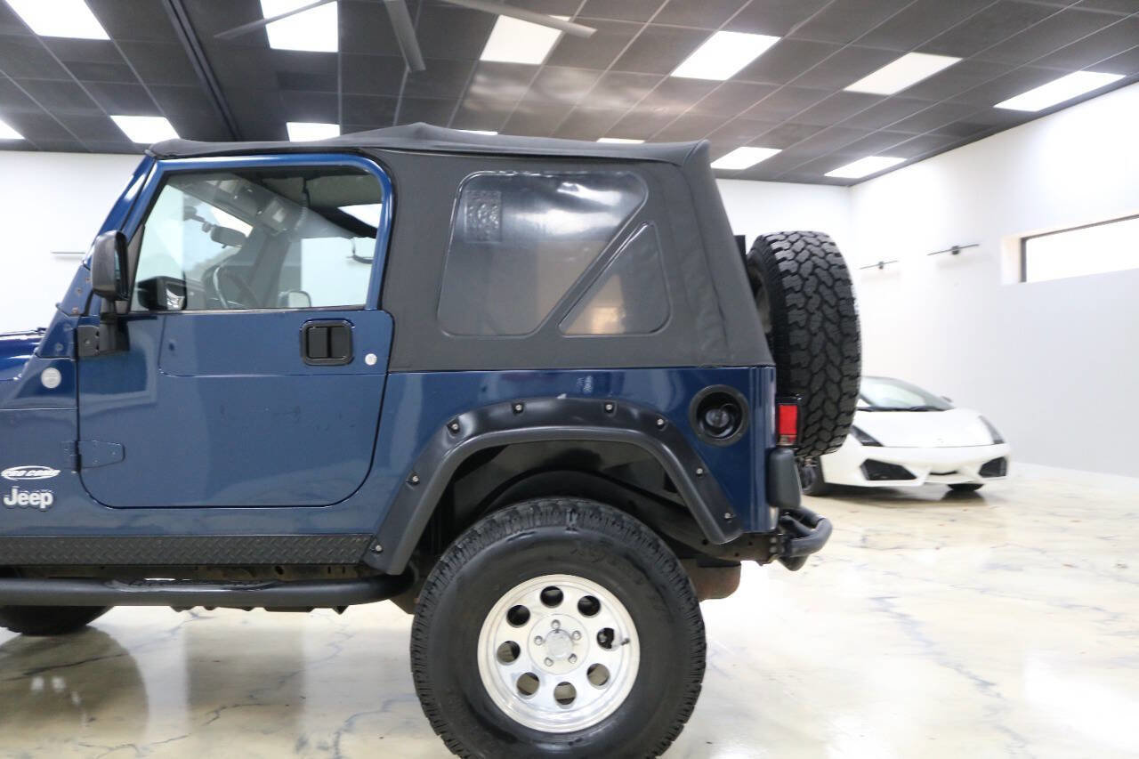 Used 2004 Jeep Wrangler Rubicon AWD/4WD image 69