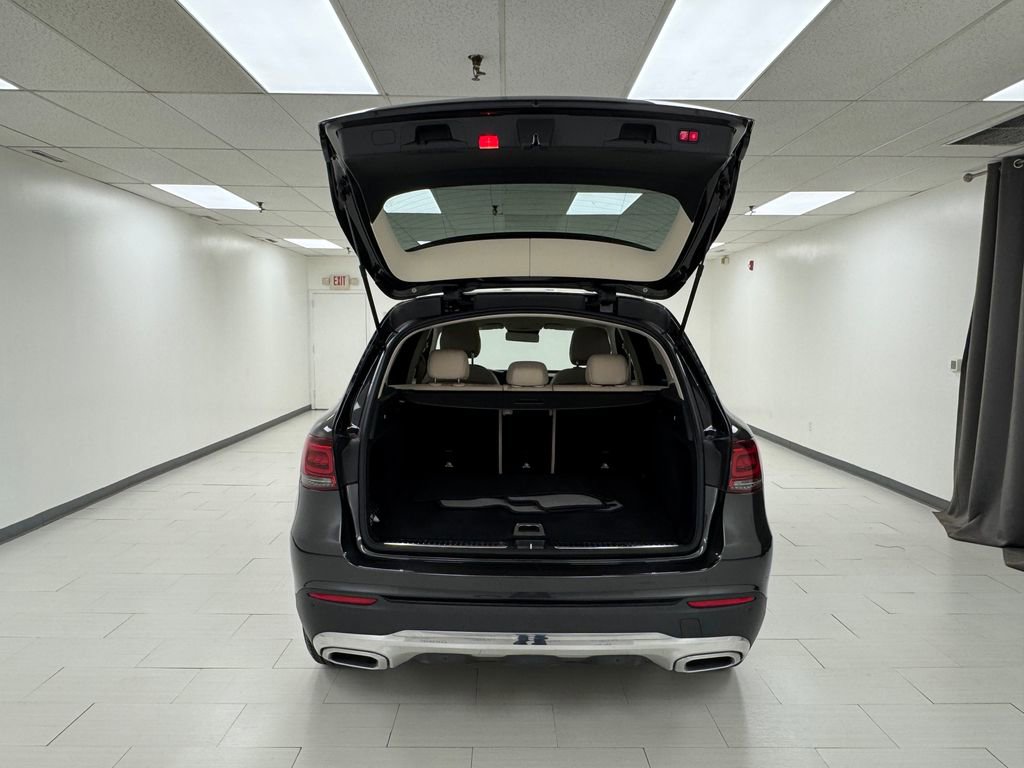 Used 2022 Mercedes-Benz GLC 300 4MATIC image 39
