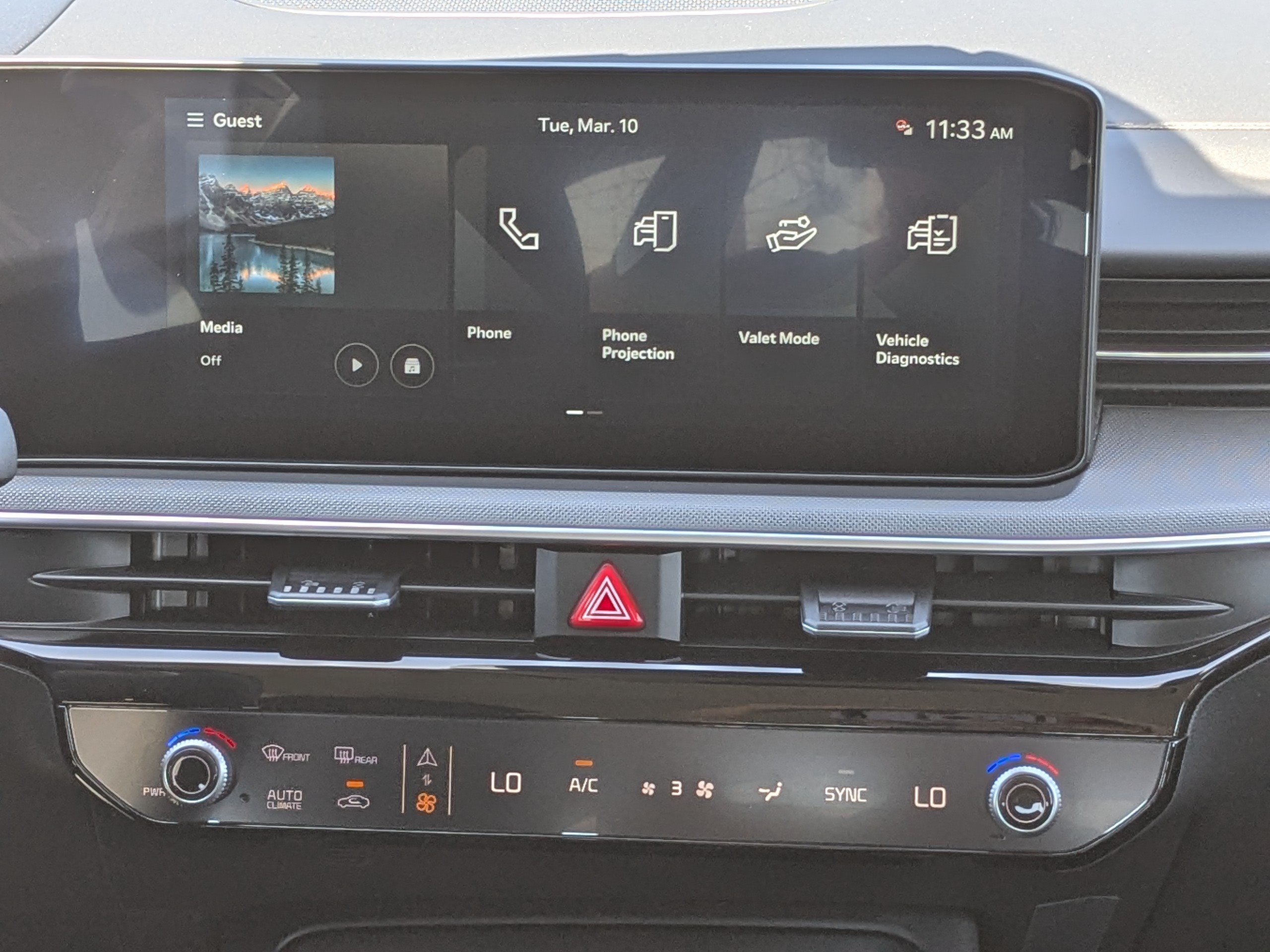New 2026 Kia K5 LXS FWD image 19