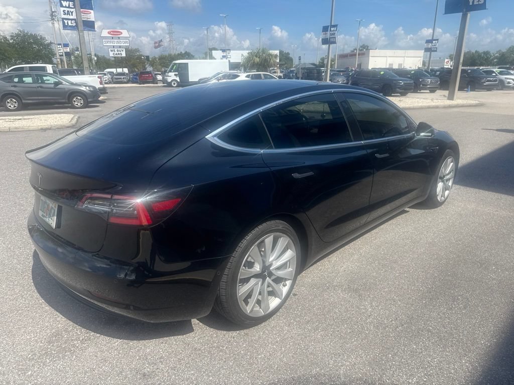 Used 2019 Tesla Model 3 Standard Range Plus RWD image 5