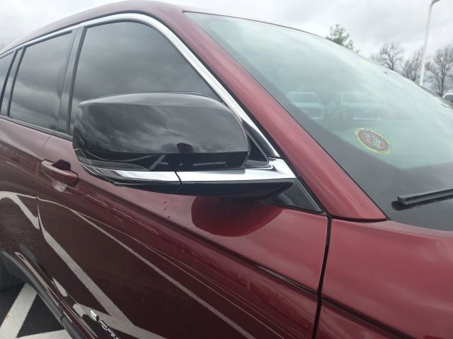 Used 2023 Jeep Grand Cherokee L Limited w/ Luxury Tech Group II image 5