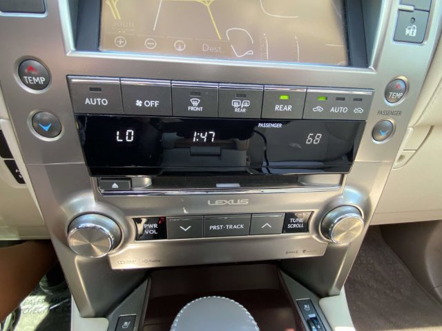 Used 2019 Lexus GX 460 AWD/4WD image 24