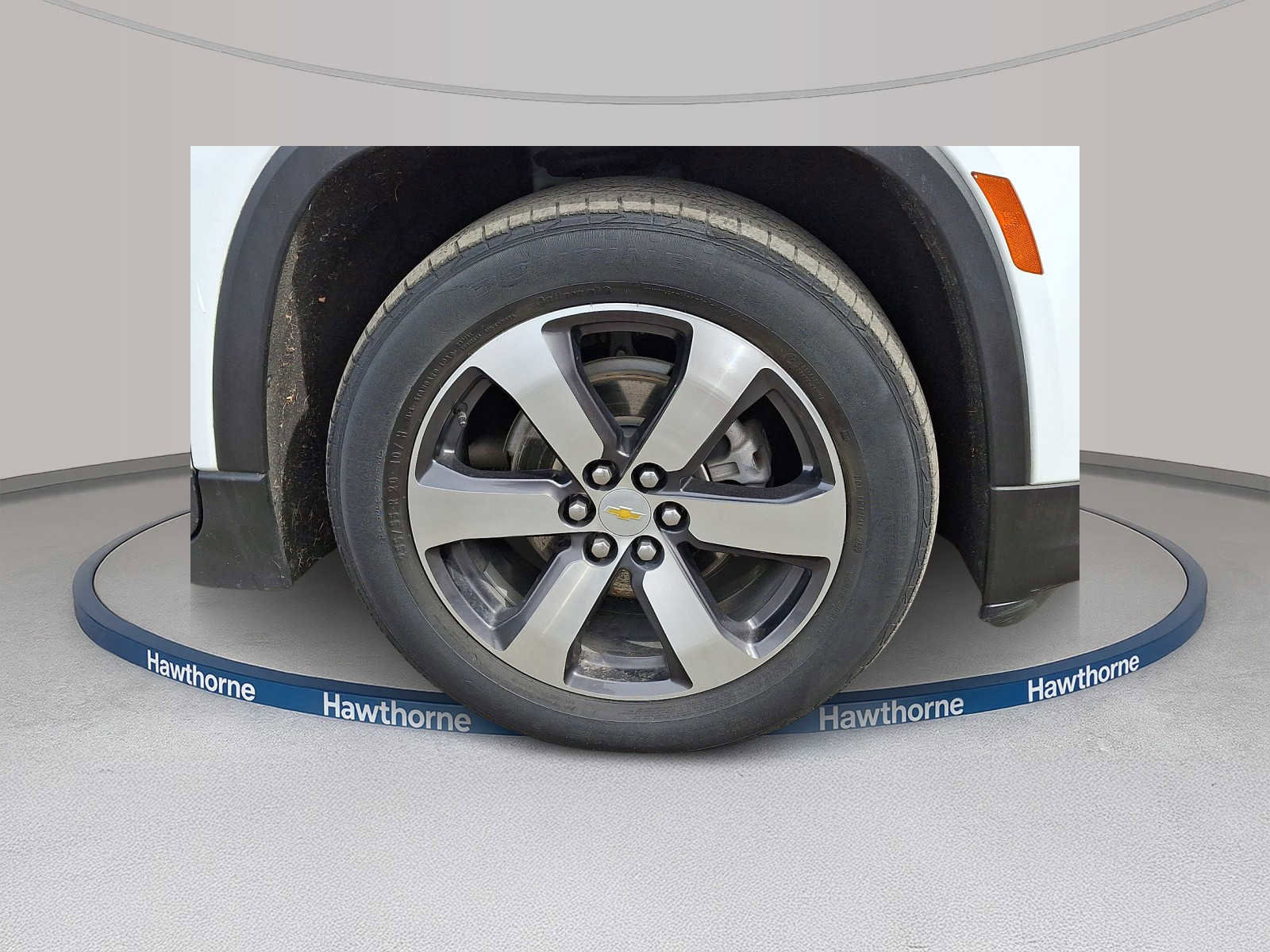 Used 2023 Chevrolet Traverse LT w/ LT Premium Package image 6