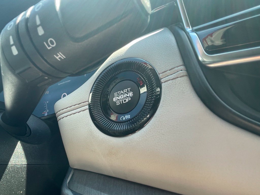 Used 2022 Jeep Compass Limited w/ Sun and Sound Group AWD/4WD image 18