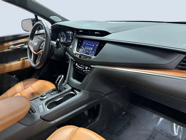 Used 2021 Cadillac XT5 Premium Luxury AWD/4WD image 12