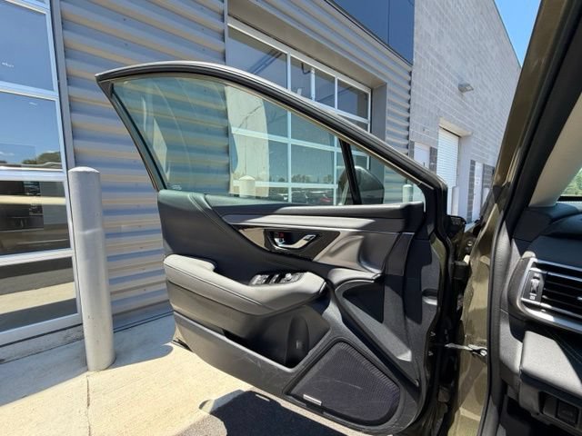 Used 2024 Subaru Outback Onyx Edition AWD/4WD image 23
