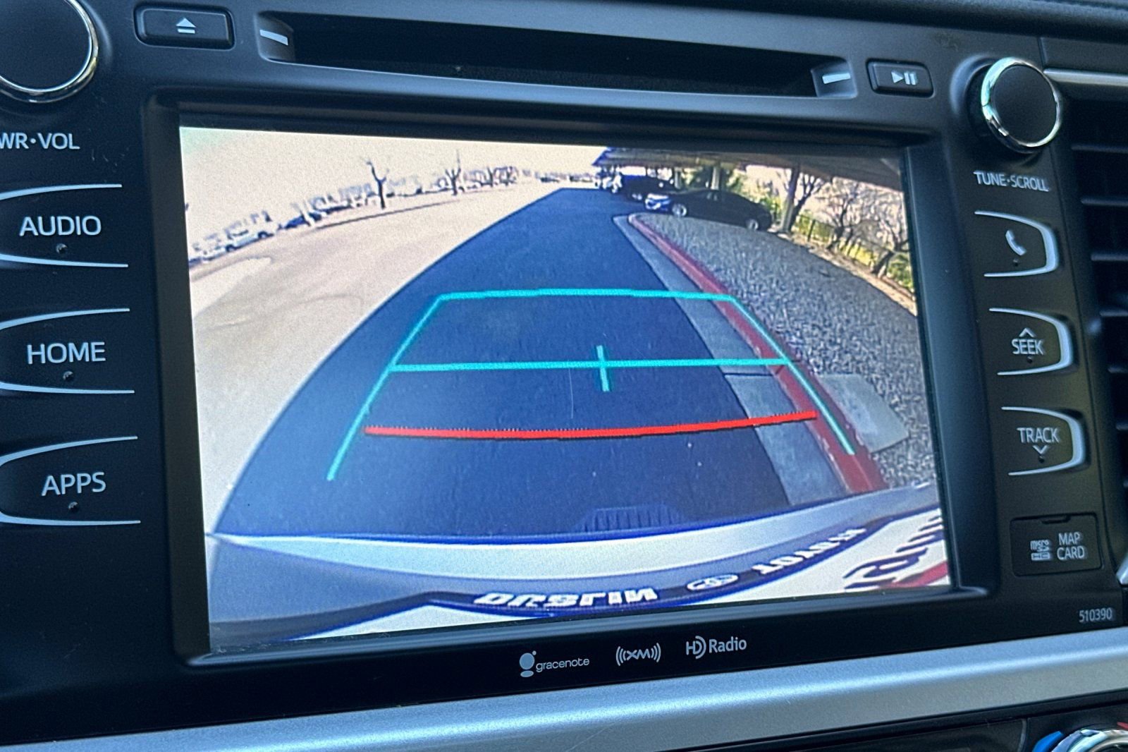 Certified 2019 Toyota Highlander XLE image 25