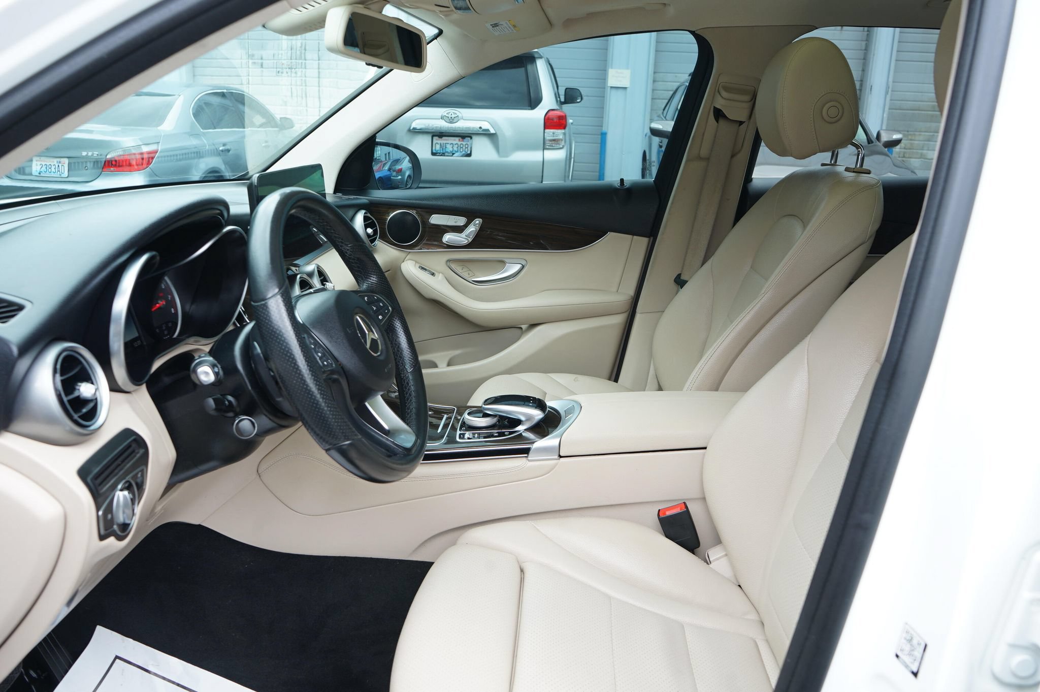 Used 2017 Mercedes-Benz GLC 300 image 15