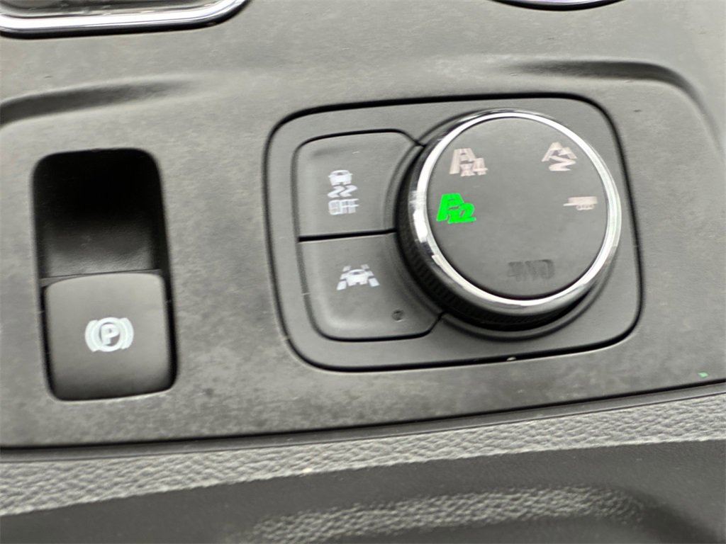 Used 2018 Chevrolet Traverse High Country image 18