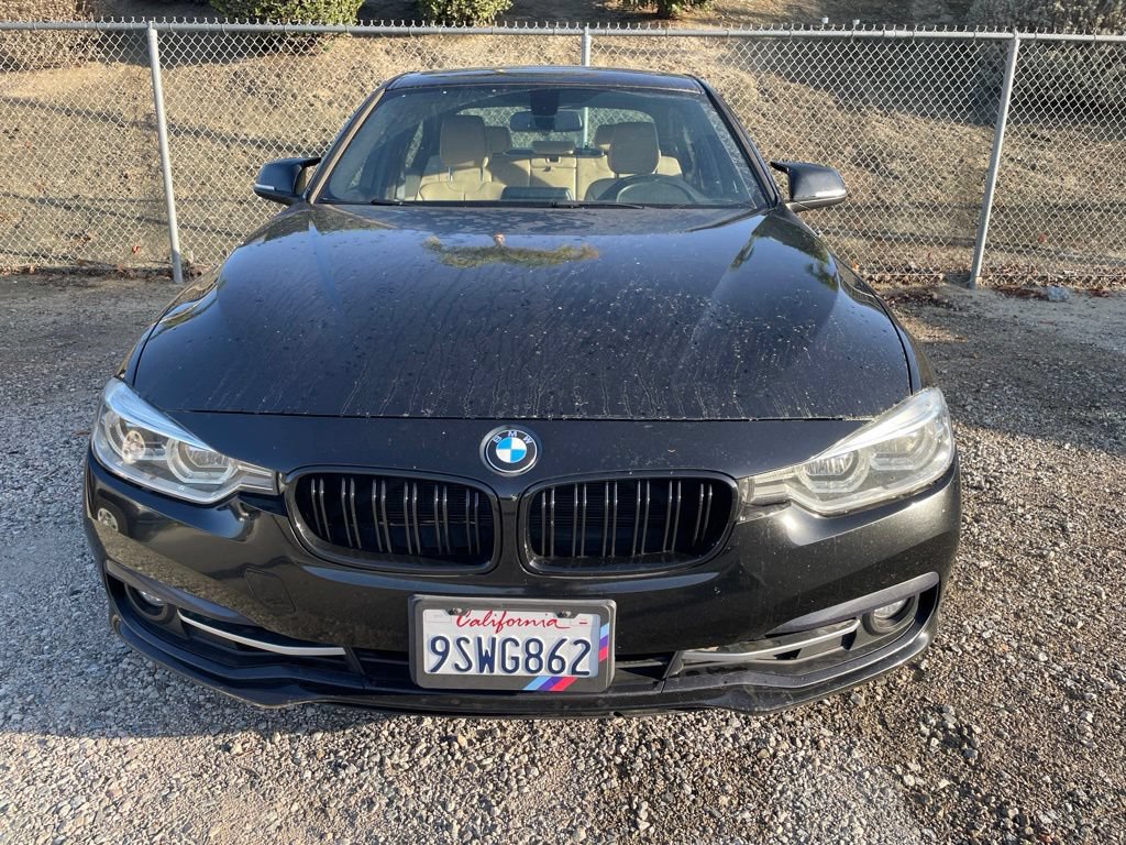 Used 2018 BMW 330i Sedan w/ Convenience Package RWD image 2