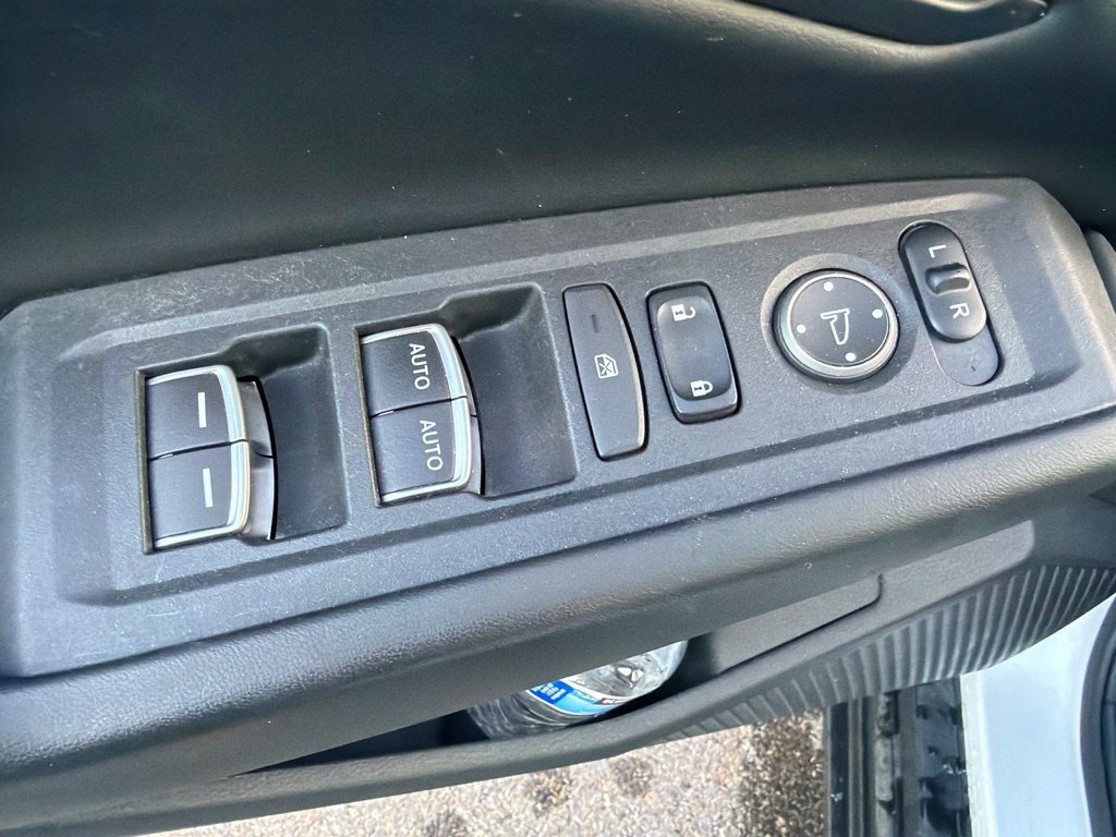 Used 2024 Honda Accord EX image 18
