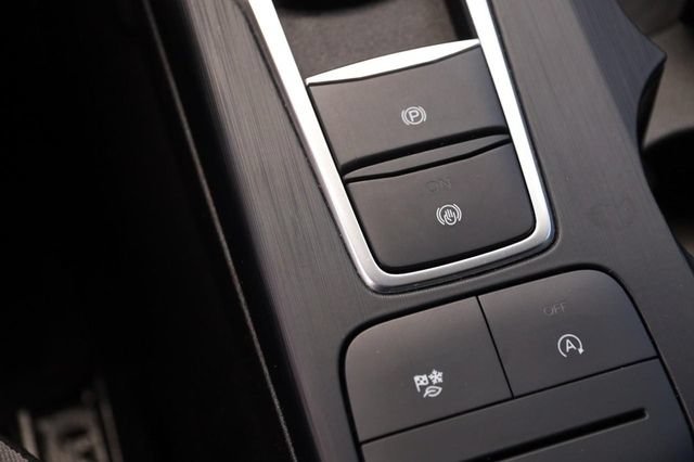 Certified 2022 Ford Escape S FWD image 17