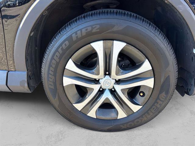 Used 2016 Toyota RAV4 LE image 27