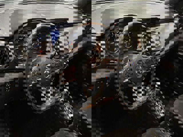 Used 2020 Nissan Kicks S image 12