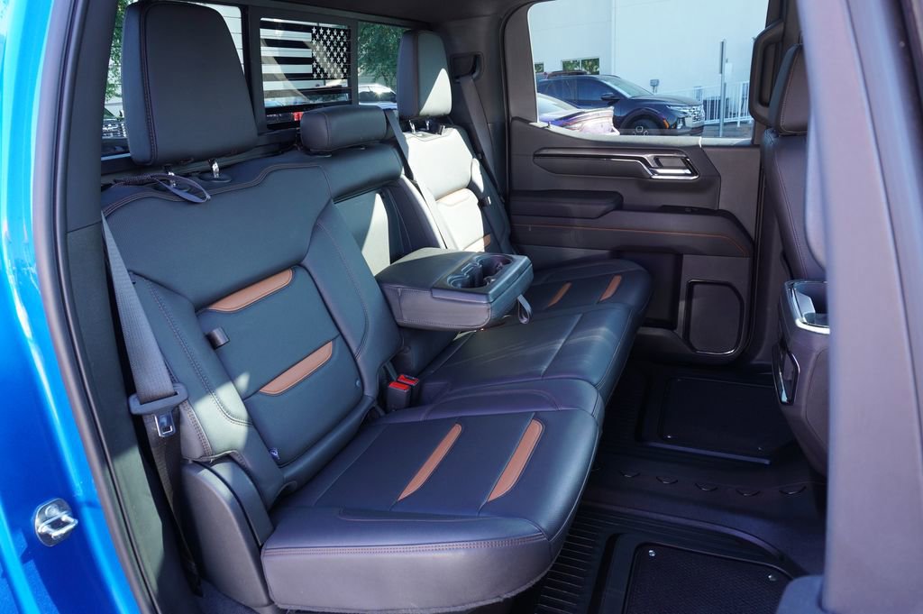 Certified 2023 GMC Sierra 1500 AT4 w/ AT4 Premium Package image 10