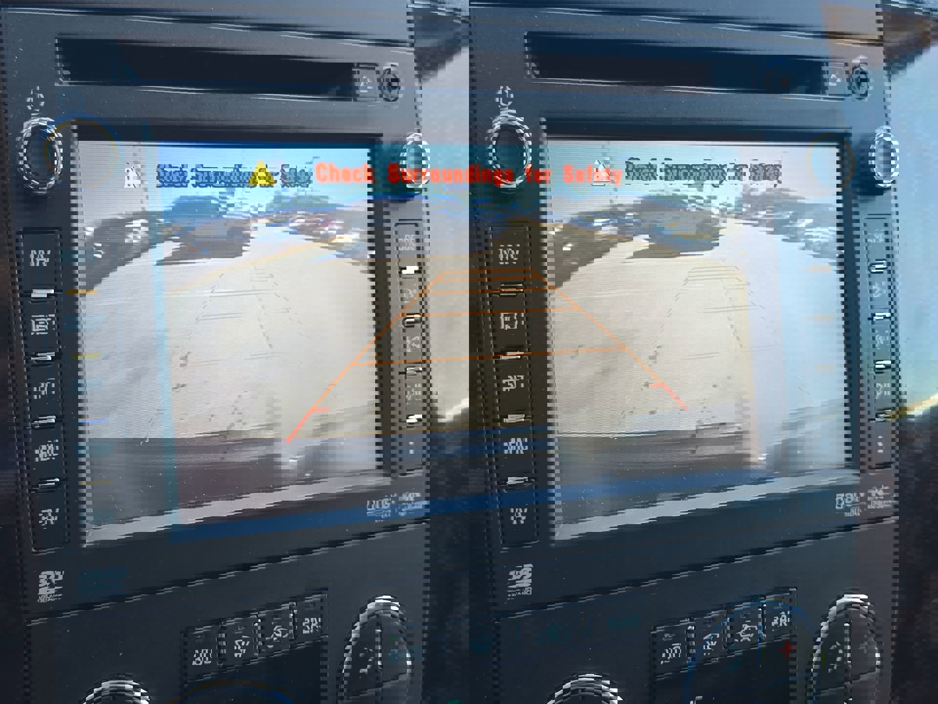 Used 2013 GMC Yukon Denali image 17