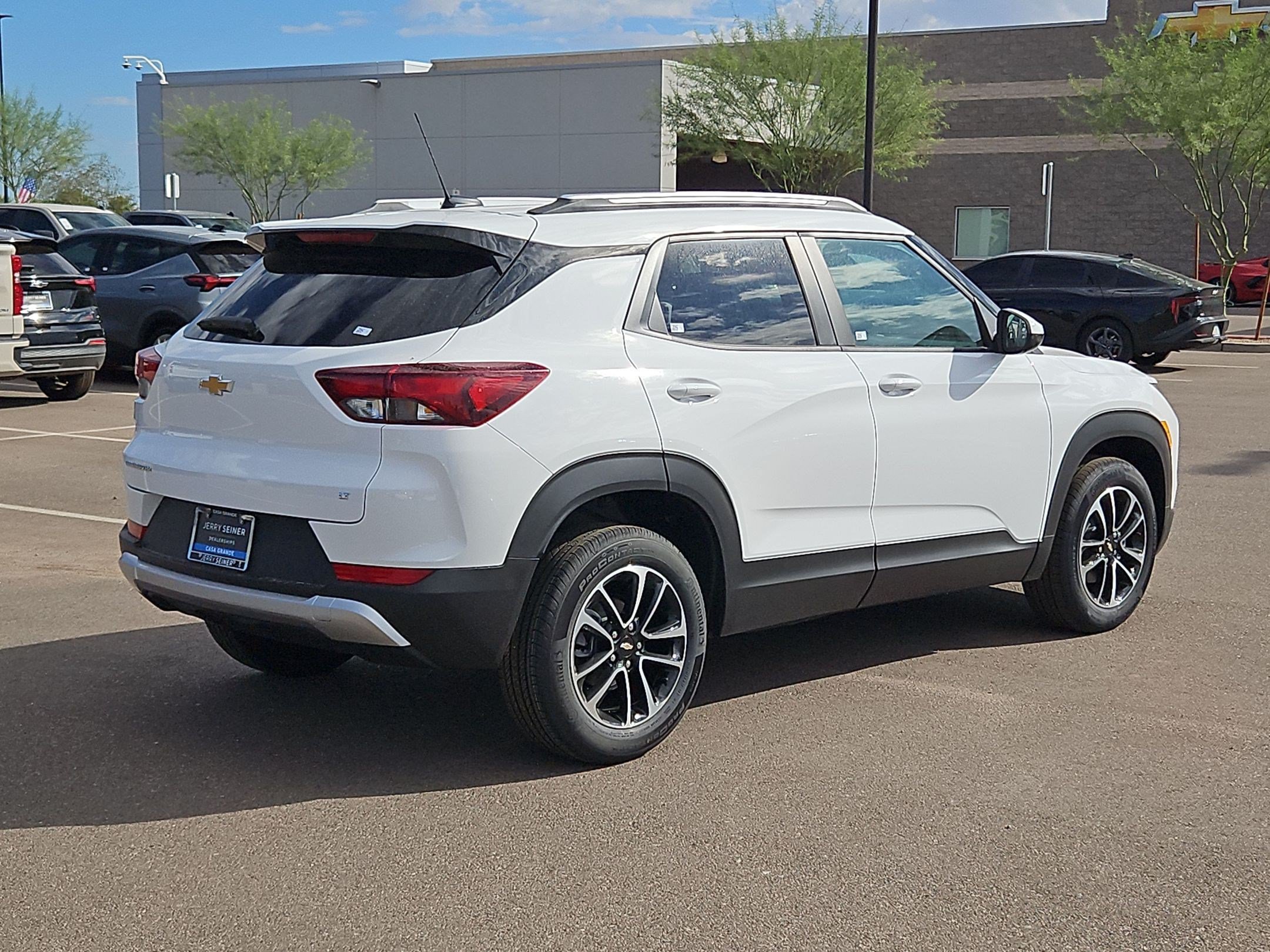 New 2026 Chevrolet TrailBlazer LT FWD image 8