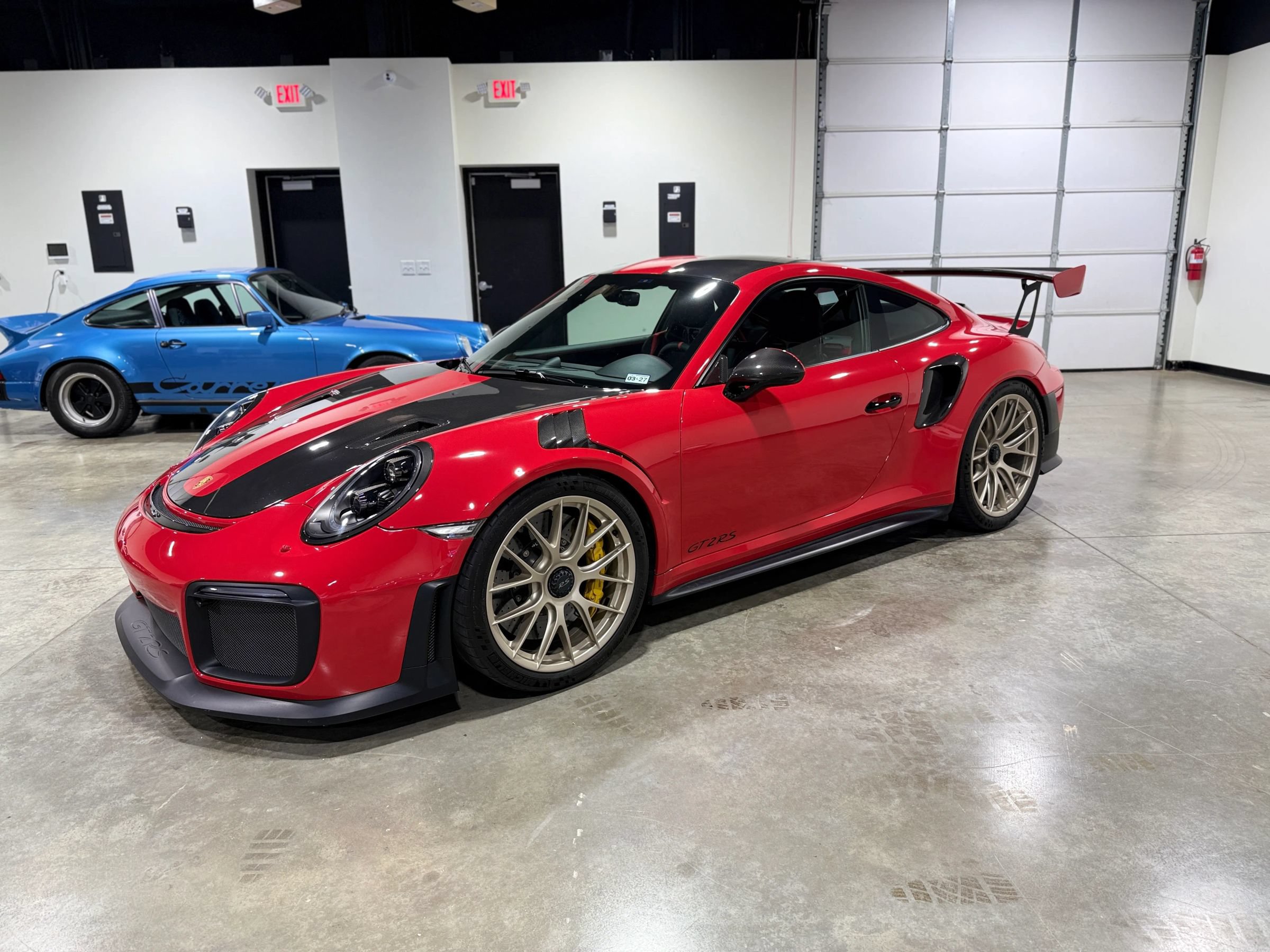 Used 2018 Porsche 911 GT2 RS RWD image 4