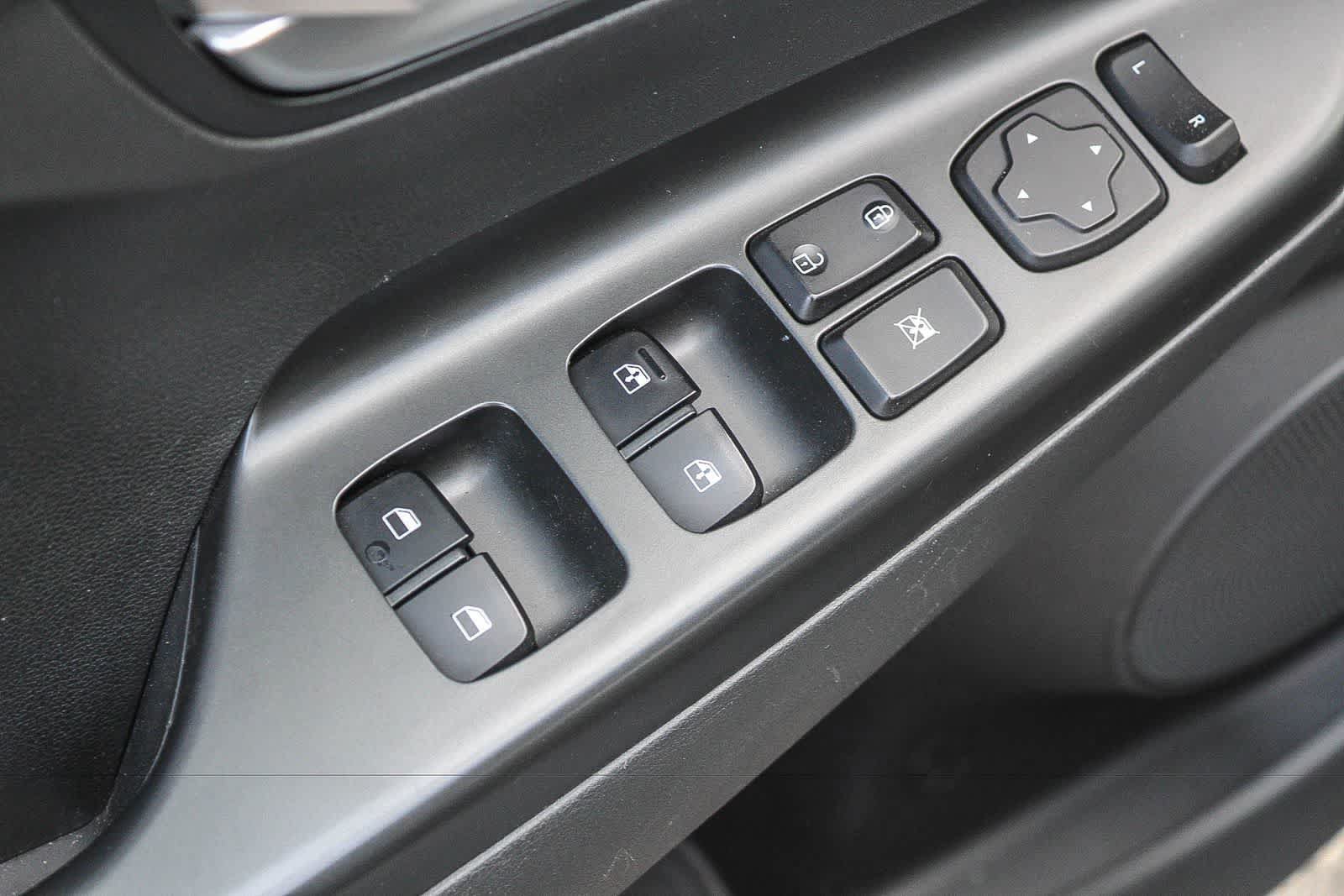 Certified 2023 Hyundai Kona SE FWD image 26