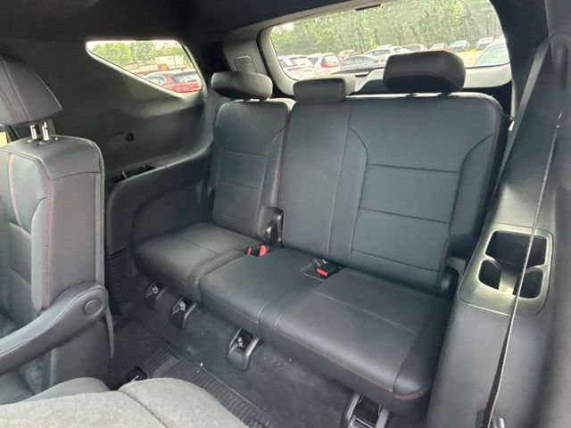 Used 2024 Chevrolet Traverse RS w/ LPO, Floor Liner Package FWD image 15