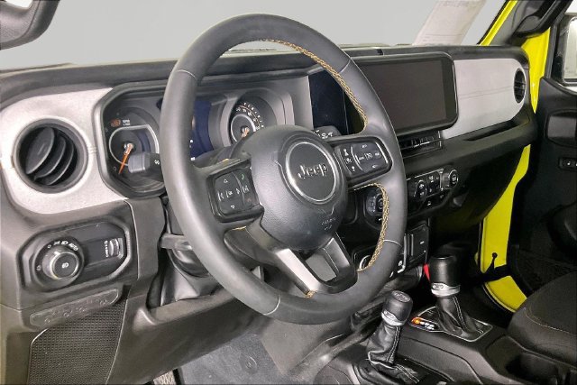 Used 2024 Jeep Wrangler Sport AWD/4WD image 13