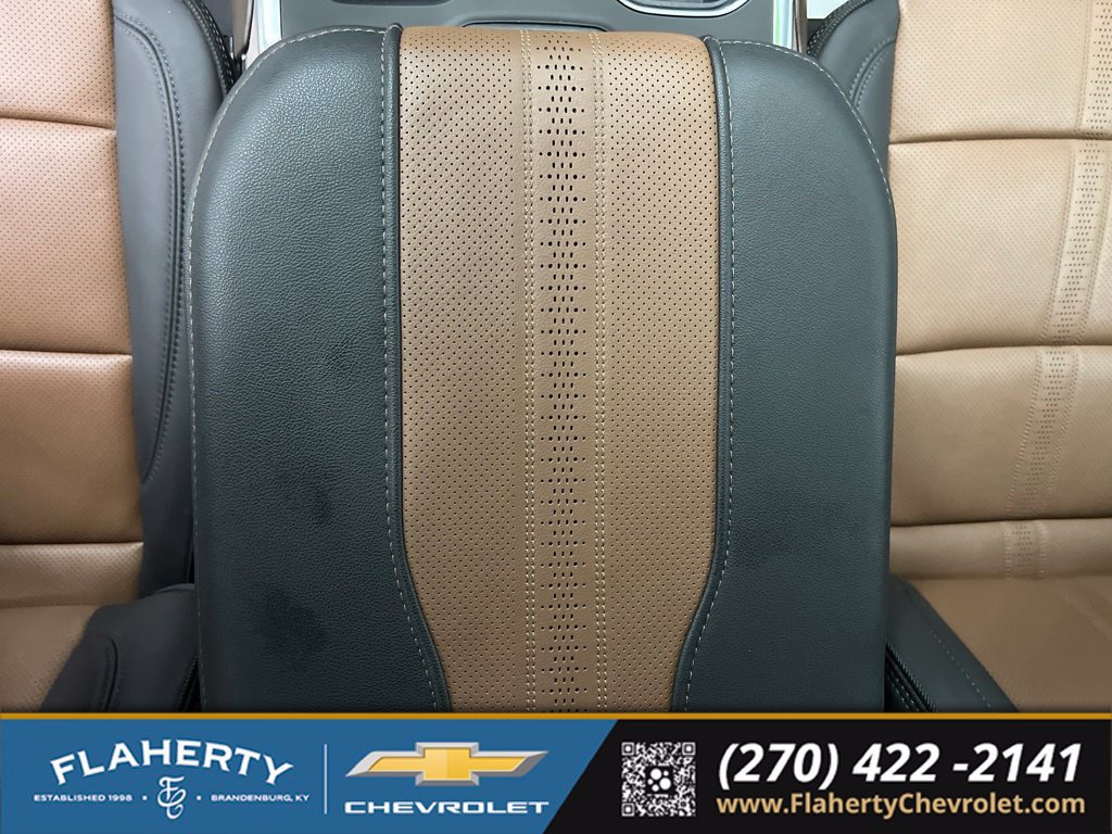 Used 2026 Chevrolet Silverado 1500 High Country AWD/4WD image 33