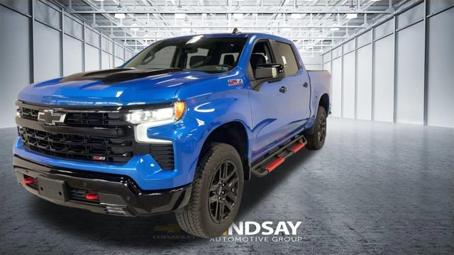Used 2025 Chevrolet Silverado 1500 LT Trail Boss w/ LT Trail Boss Premium Package image 5