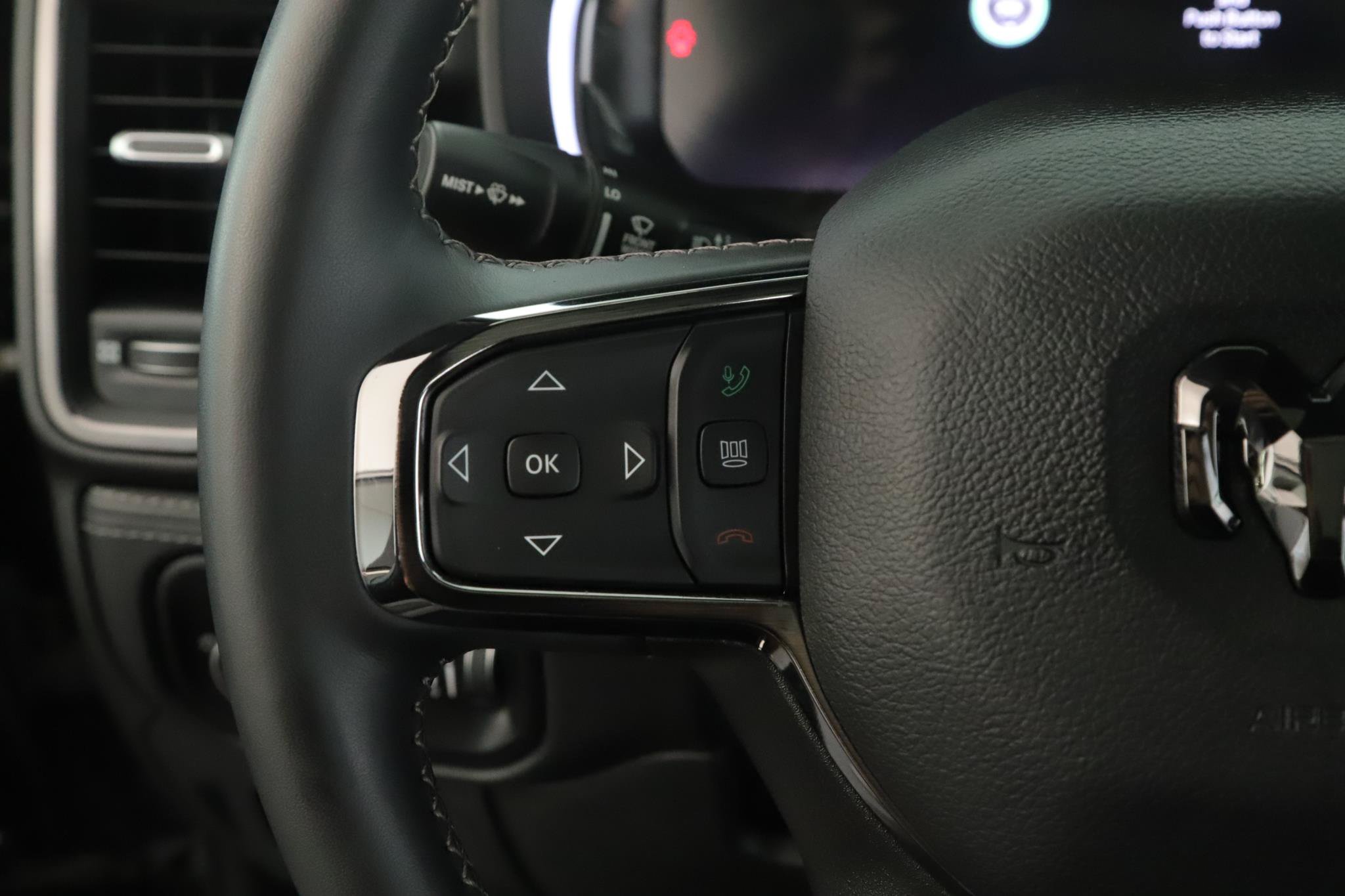 Used 2024 RAM 1500 Limited AWD/4WD image 11