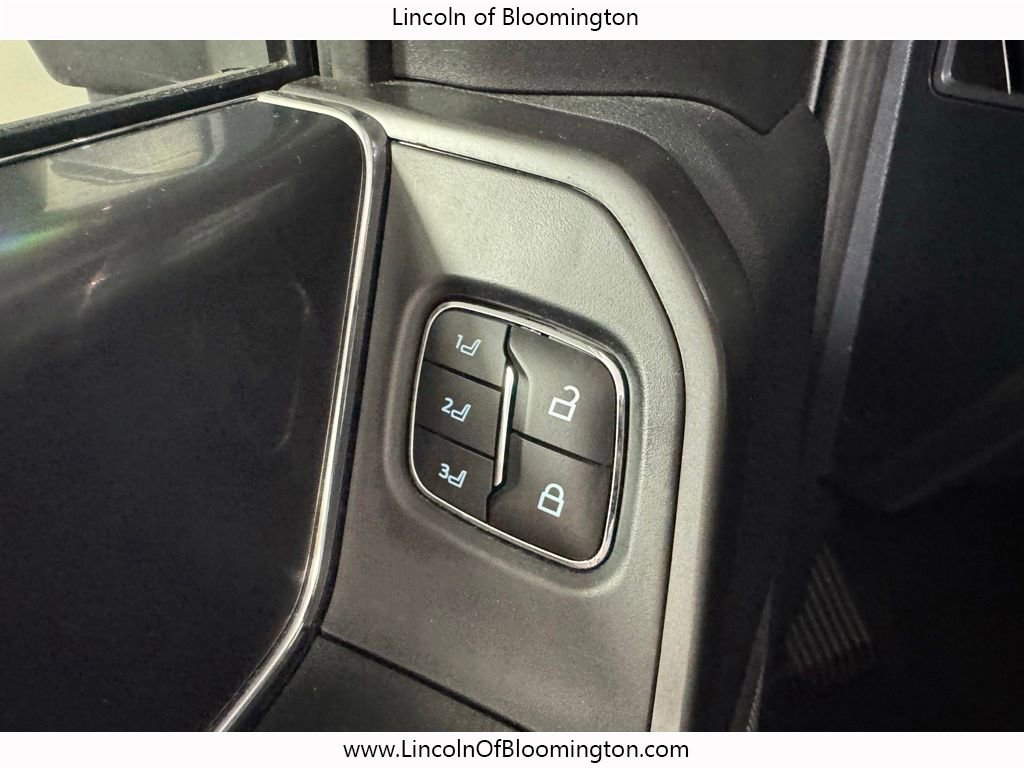 Used 2025 Ford F150 Lariat AWD/4WD image 40