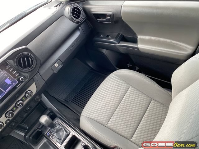 Used 2022 Toyota Tacoma SR w/ SX Package AWD/4WD image 15