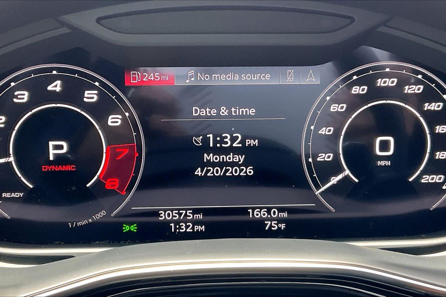 Used 2023 Audi RS Q8 AWD/4WD image 25