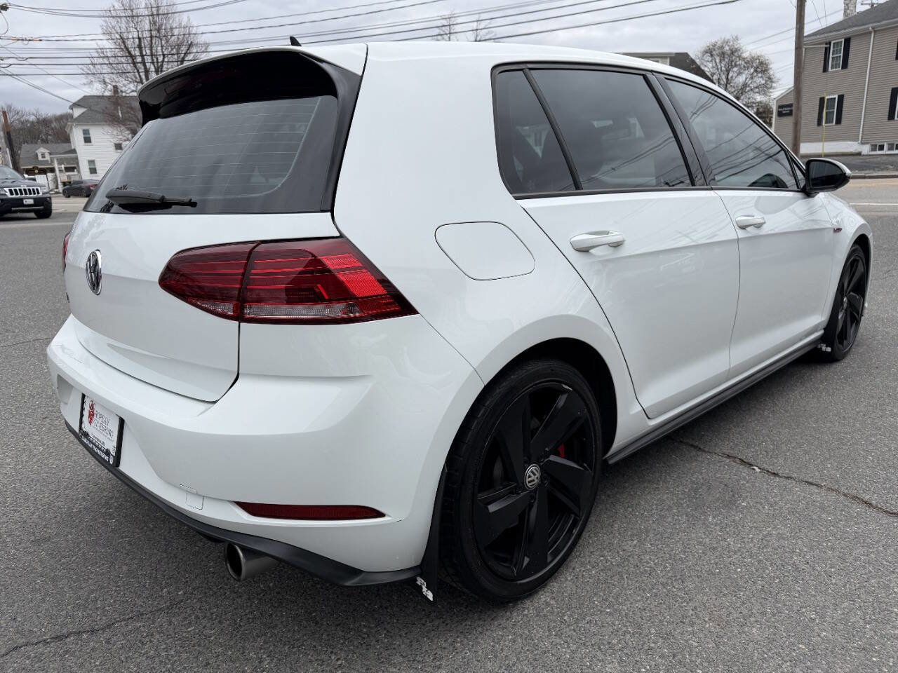 Used 2020 Volkswagen GTI S image 8