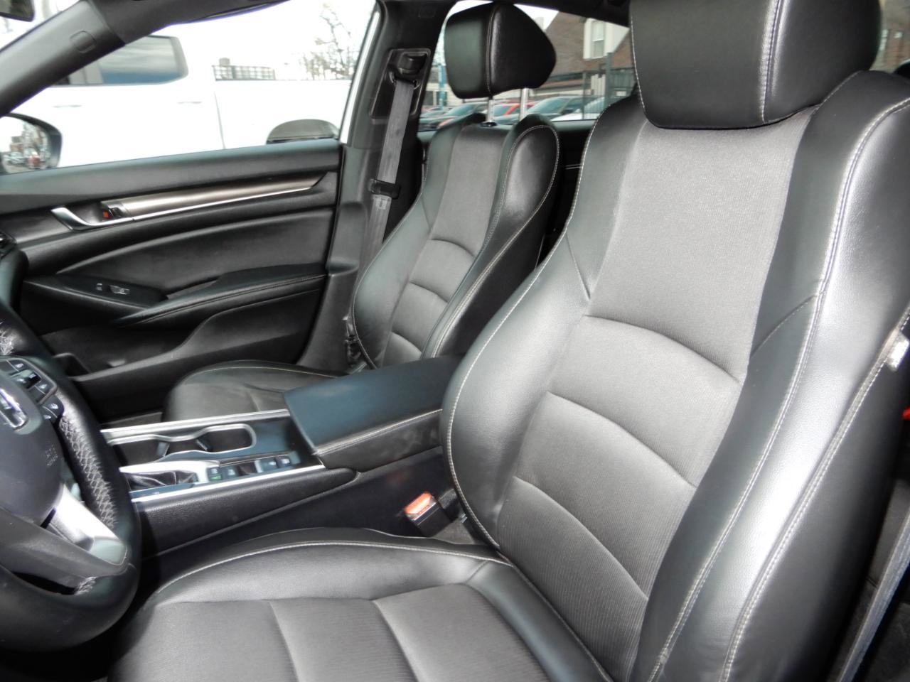 Used 2022 Honda Accord Sport image 12