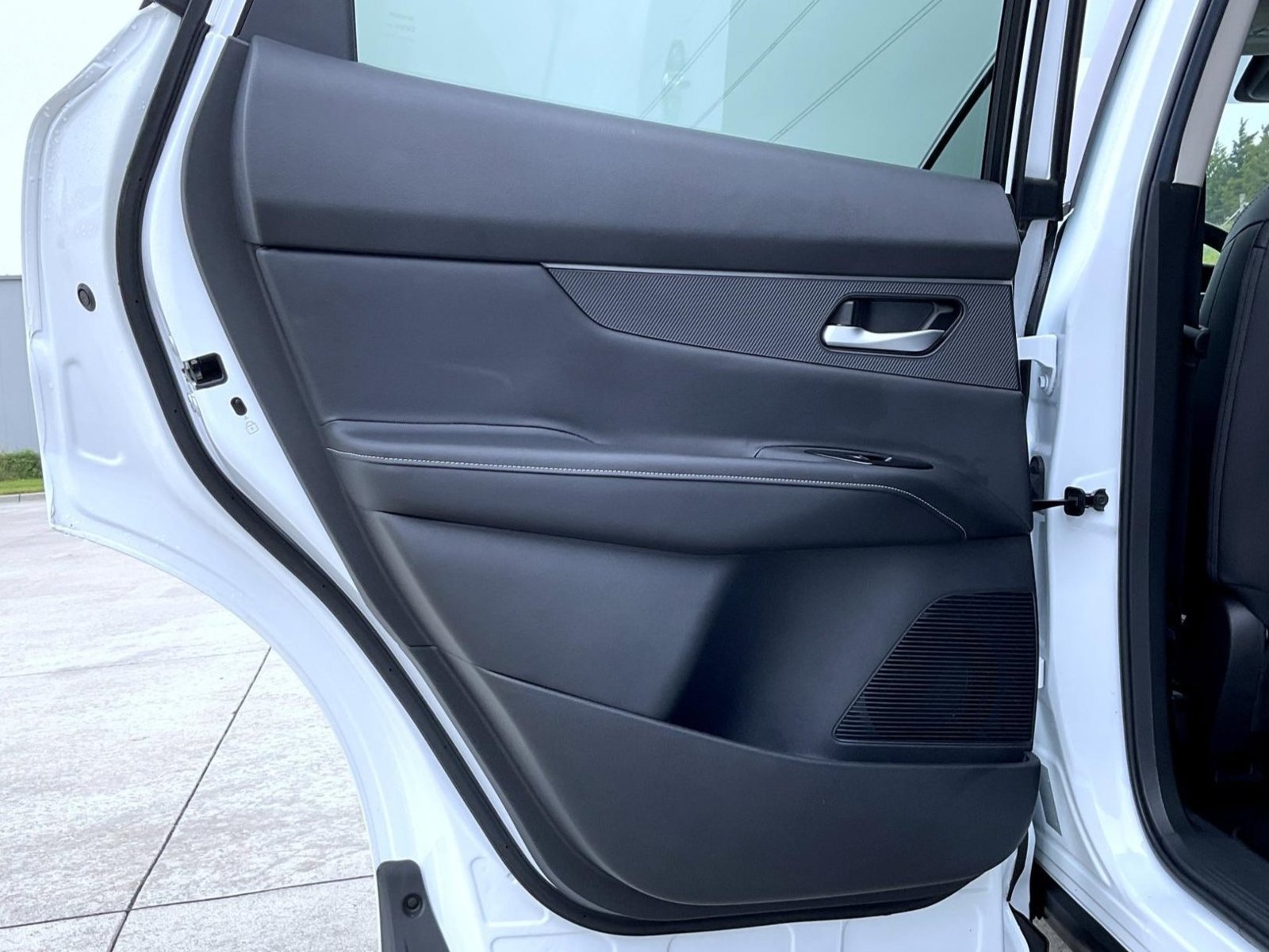 Certified 2025 Nissan Murano SV AWD/4WD image 22