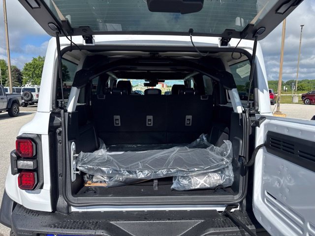 New 2026 Ford Bronco Raptor w/ Interior Carbon Fiber Pack AWD/4WD image 13