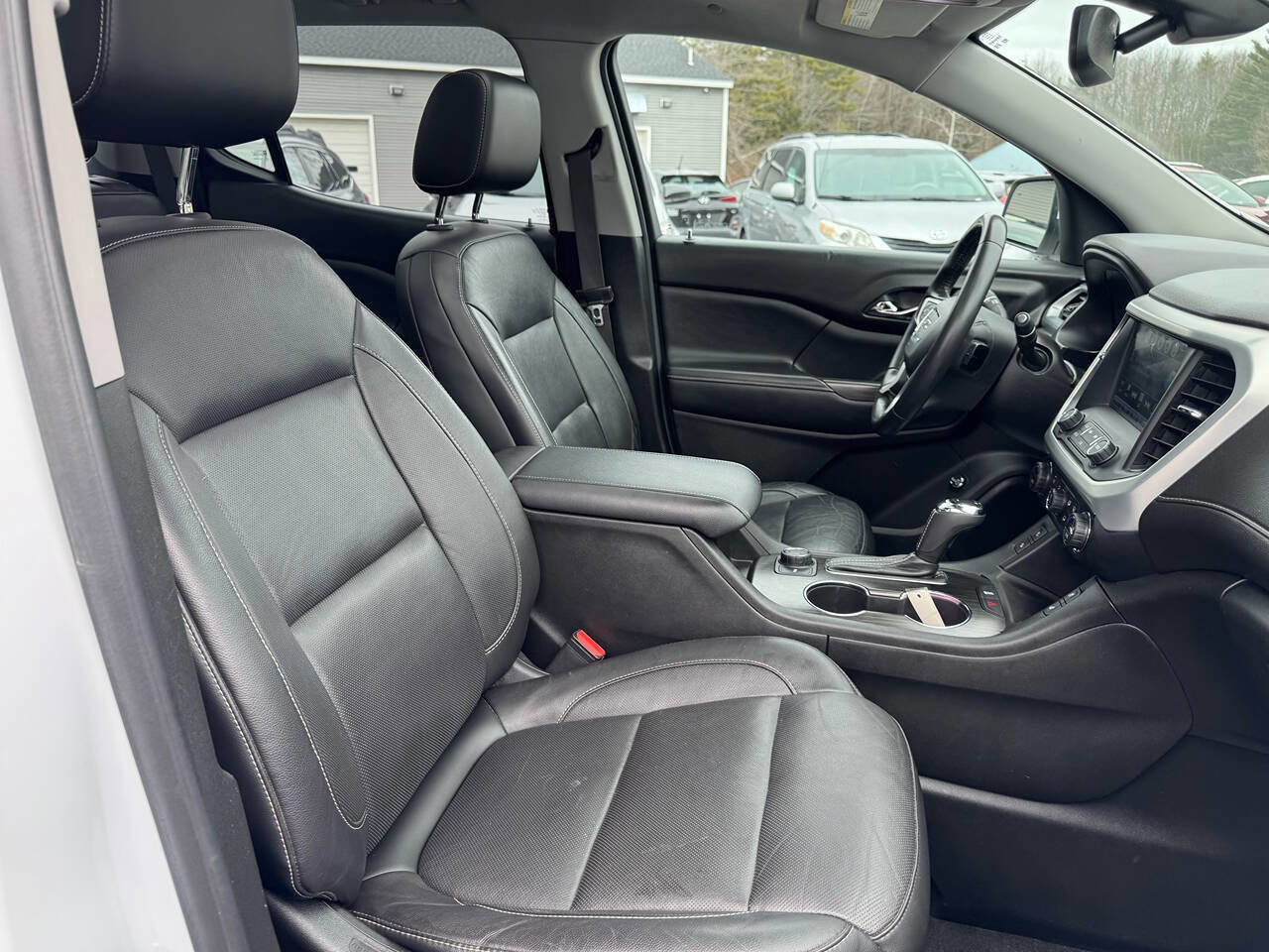 Used 2018 GMC Acadia SLT AWD/4WD image 18