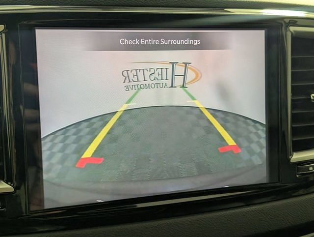 Used 2022 Chrysler Pacifica Touring-L FWD image 21