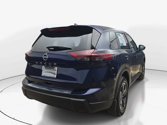 Used 2026 Nissan Rogue SV FWD image 6
