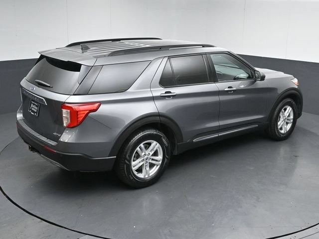 Certified 2021 Ford Explorer XLT w/ Equipment Group 202A AWD/4WD image 50