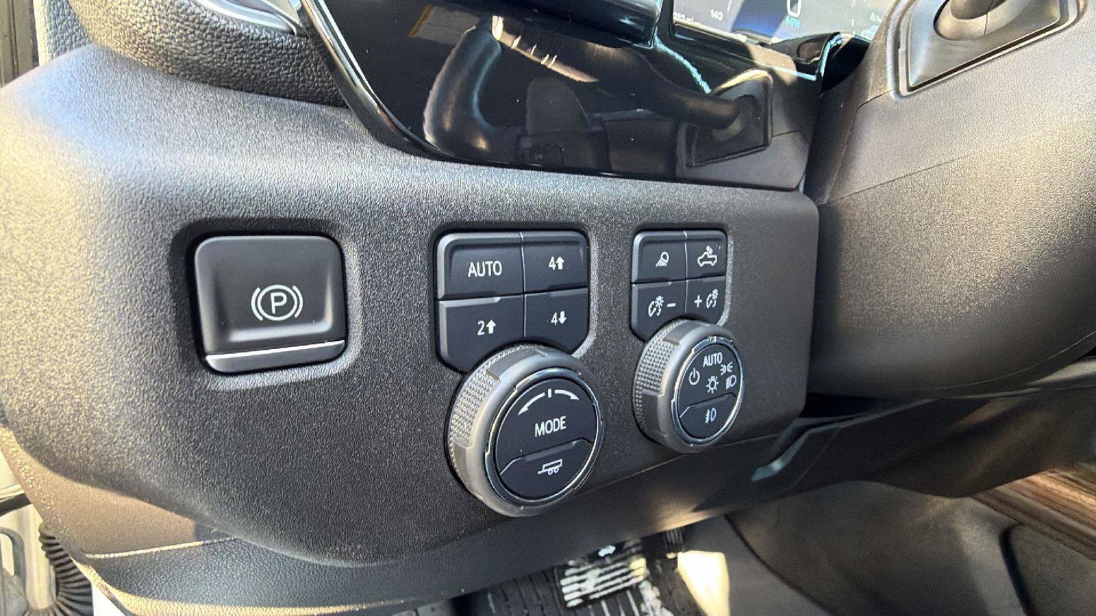 Used 2023 Chevrolet Silverado 1500 RST image 19