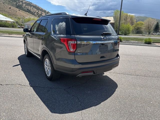 Used 2019 Ford Explorer XLT w/ Equipment Group 202A AWD/4WD image 5