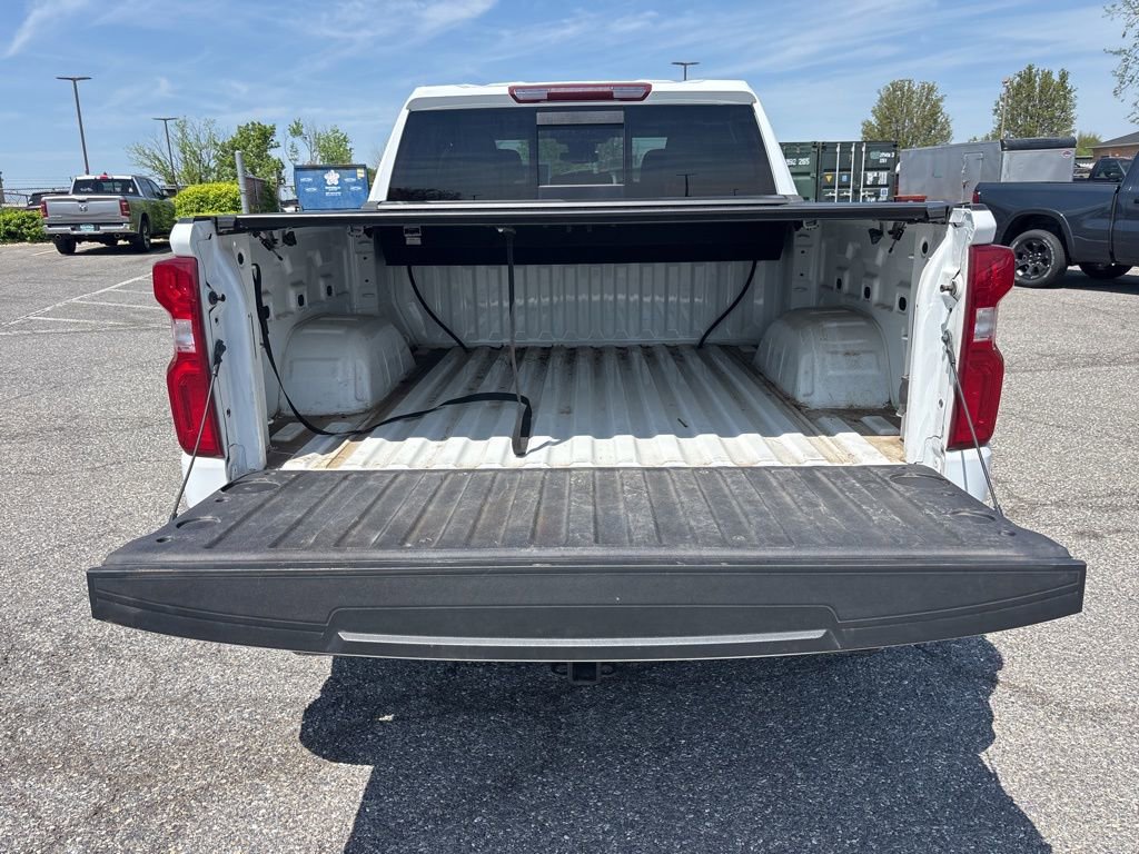 Certified 2023 Chevrolet Silverado 1500 RST w/ Convenience Package II AWD/4WD image 10