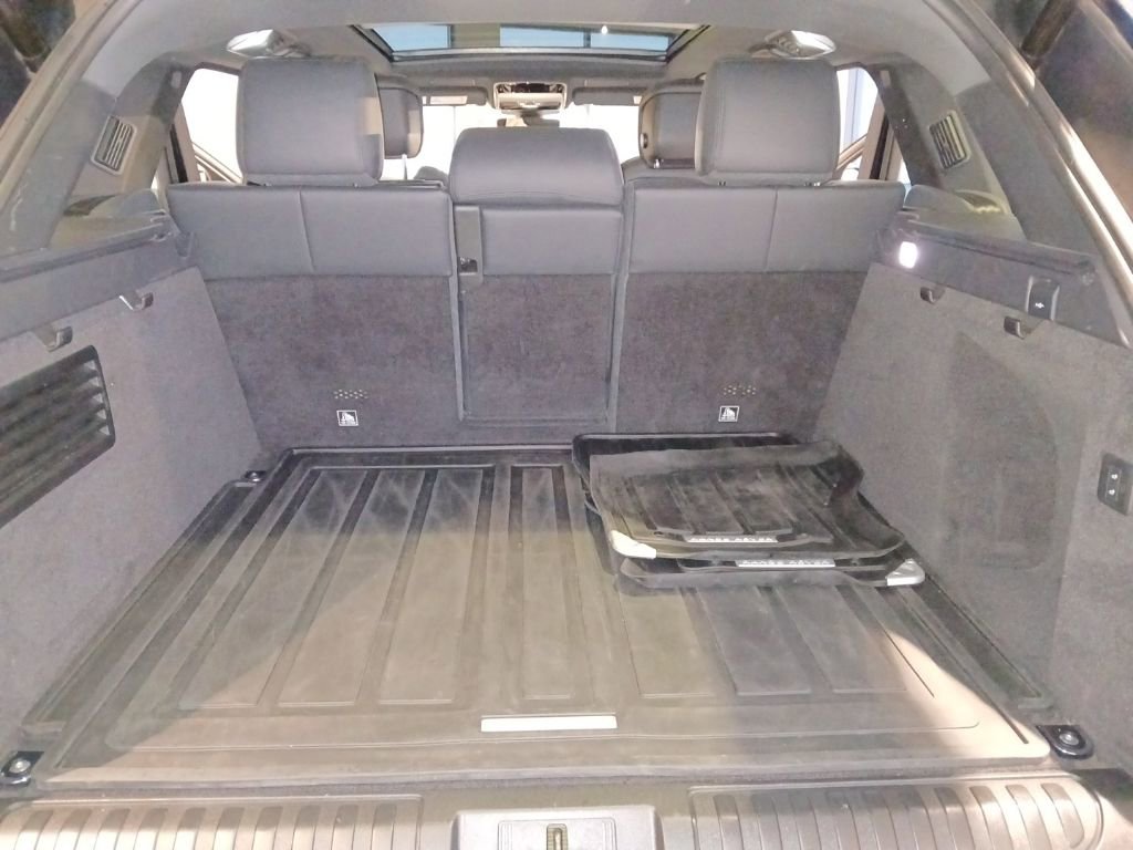 Used 2019 Land Rover Range Rover Sport HSE image 26