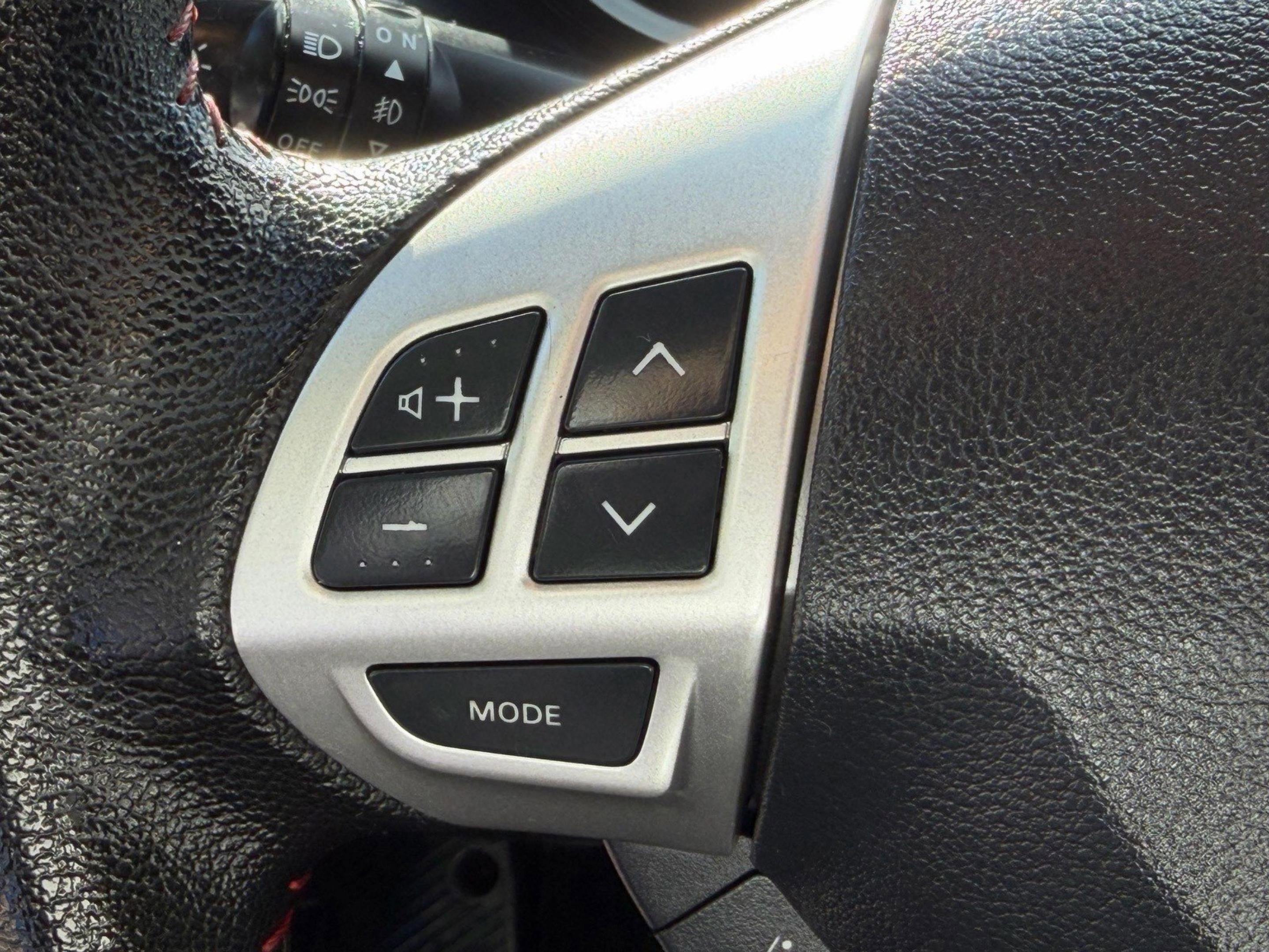 Used 2017 Mitsubishi Lancer ES FWD image 28