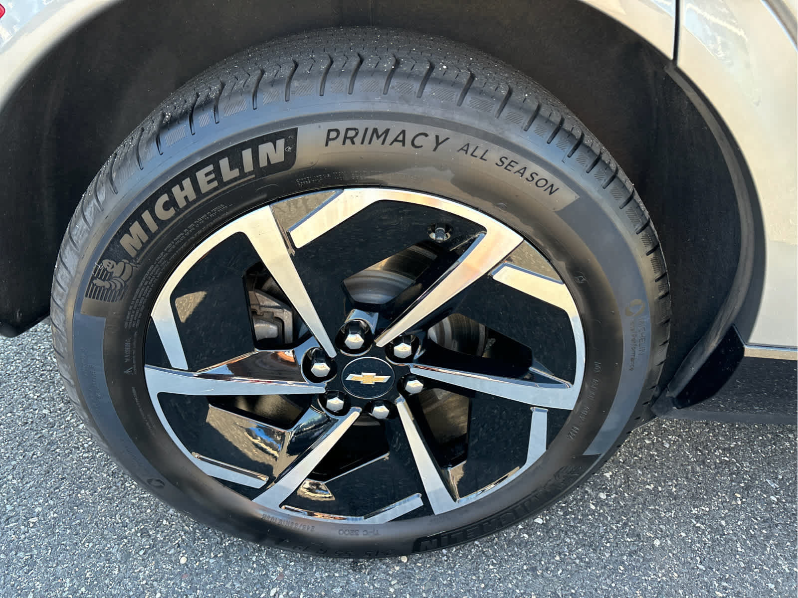 Certified 2024 Chevrolet Equinox EV LT AWD/4WD image 25
